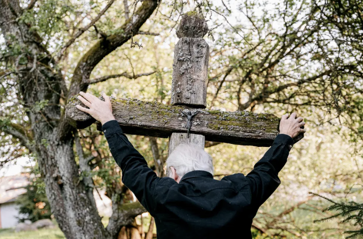 Why Are There Contradictions in the Bible? An Apologetic&nbsp;Perspective